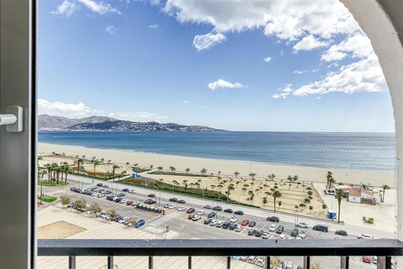 Sea-Chic Appartement Empuriabrava Ngoại thất bức ảnh
